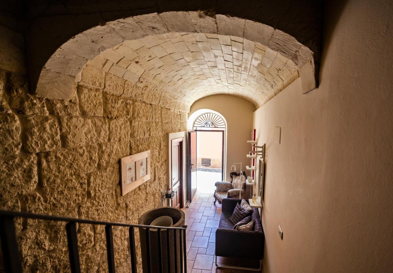 Suite Home Al Centro Di Sassari Eksteriør billede